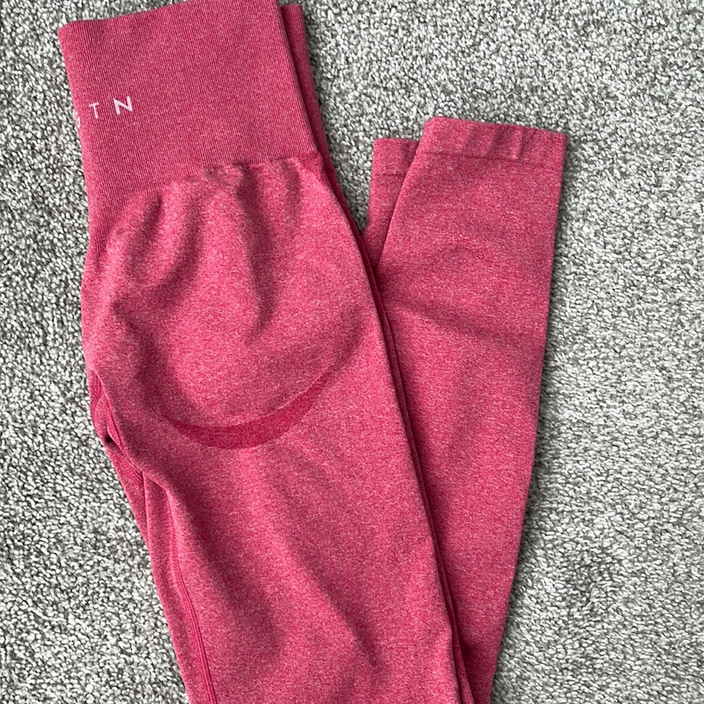 NVGTN Leggings